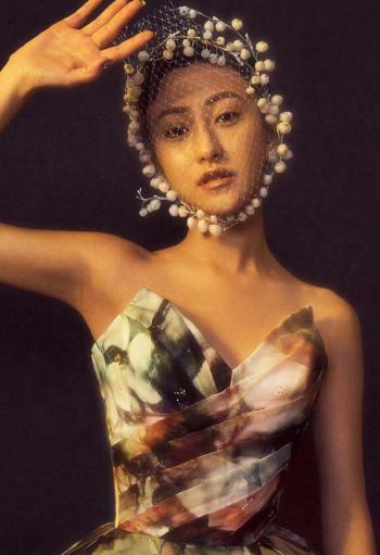 高清上海美女朱圣祎白嫩性感私房写真图片第3张