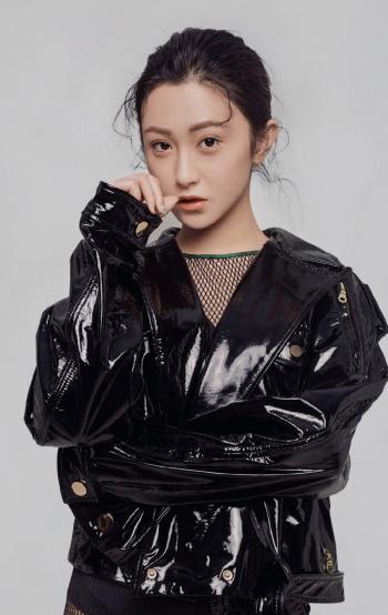 高清上海美女朱圣祎白嫩性感私房写真图片第6张