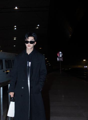 范丞丞图片 范丞丞时尚帅气写真图片第0张