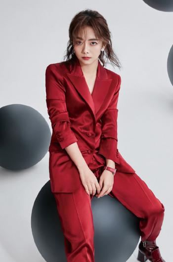 中国内地四川泸州影视女演员可爱女星谭松韵清纯静美写真第0张