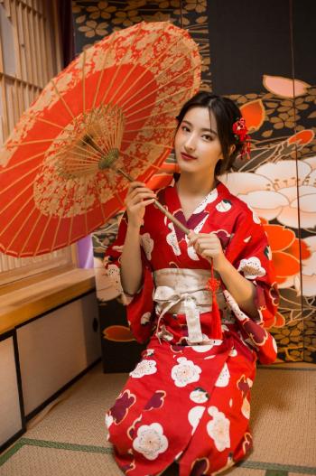 中国内地湖南长沙女演员李梦复古性感活动照图片第2张