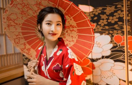 中国内地湖南长沙女演员李梦复古性感活动照图片第3张