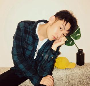 男明星向昊图片 _ 第(7)张