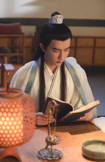 于朦胧图片 _ 第(1)张