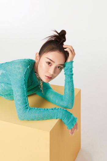 高清中国内地影视湖北省襄阳女演员袁姗姗最新电脑桌面壁纸第一辑第2张