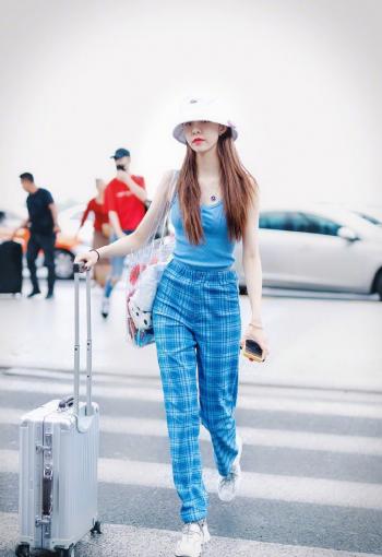 宋妍霏第0张