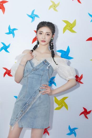 美女周洁图片 _ 第(6)张