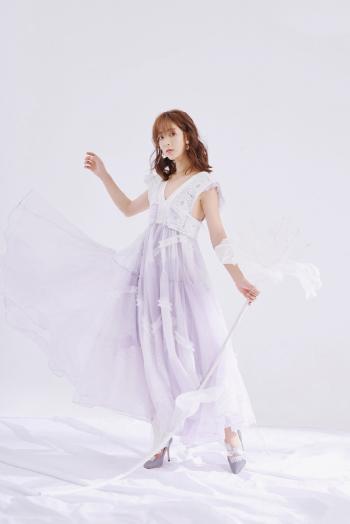 高清中国内地北京朝阳女演员邢菲糖果味少女桌面壁纸第3张