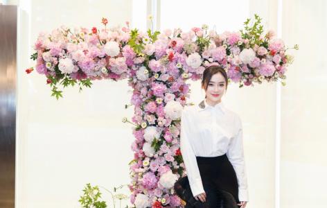高清中国内地影视湖北省襄阳女演员袁姗姗最新电脑桌面壁纸第一辑第3张