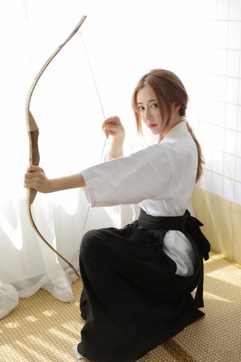 高清美女沈月连衣裙清新甜美写真图片第5张