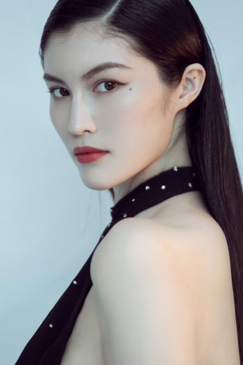 超模何穗图片 _ 第(9)张