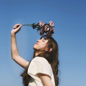 抖音夏日清新文艺女头像图片第4张