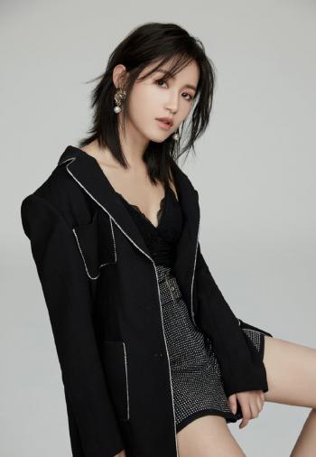美女苏青图片 _ 第(5)张