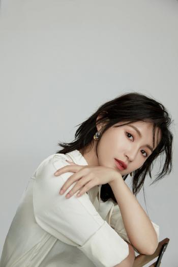 美女苏青图片 _ 第(6)张