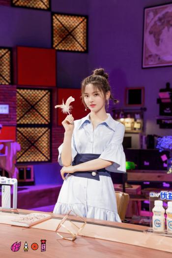 高清综艺杨超越《心动的信号》甜美图片第4张