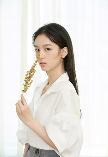 女星周也图片 _ 第(5)张
