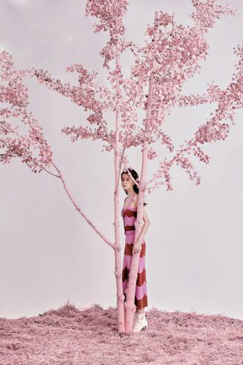 高清中国内地黑龙江省哈尔滨女演员乔欣甜美养眼写真图片桌面壁纸第3张