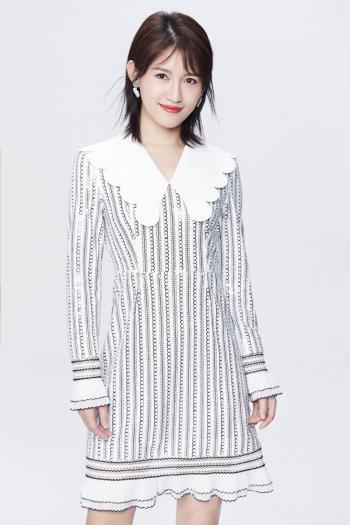 美女苏青图片 _ 第(9)张