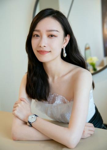 倪妮图片 _ 第(1)张