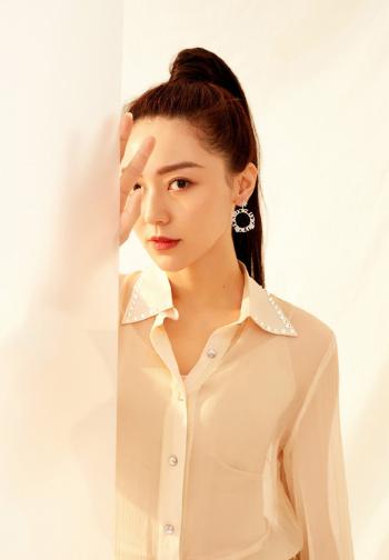 黄梦莹图片 _ 第(2)张