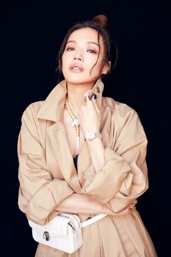 高清台湾省新北市新店影视女演员、模特舒淇时尚写真图片桌面壁纸第3张