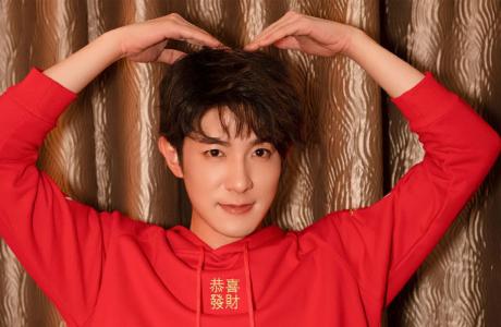 中国内地男演员季肖冰清爽帅气时尚写真图片第3张