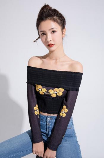 高清演员焦娜性感时尚写真图片第3张