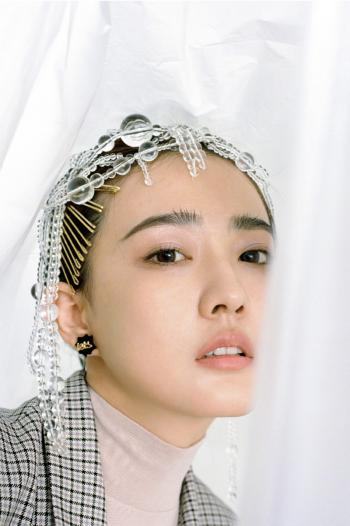 徐璐图片 _ 第(1)张