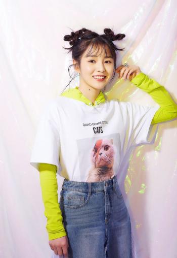 娜斯提娅·库萨齐纳 Nastya Kusakina清纯美丽图片第3张
