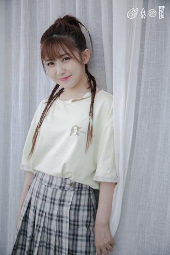 赖美云日系甜美写真图片第3张