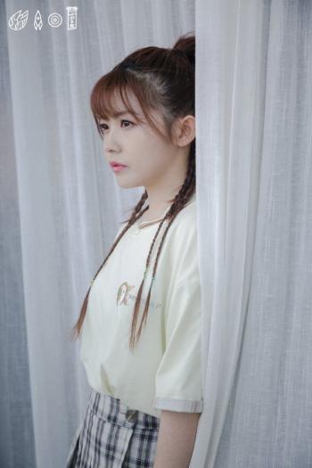 赖美云日系甜美写真图片第4张