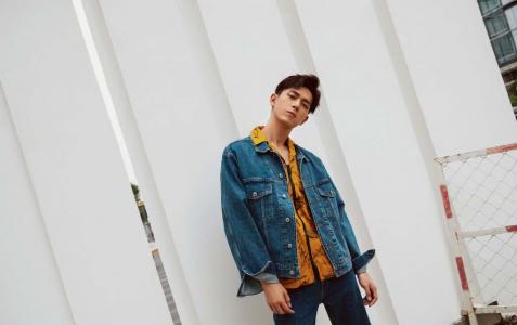 中国内地湖北荆州男演员李现男友力十足休闲写真图片第0张