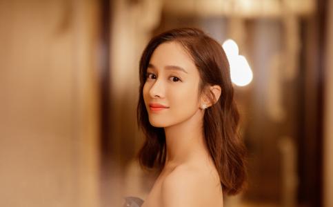 陆妍淇图片 _ 第(1)张