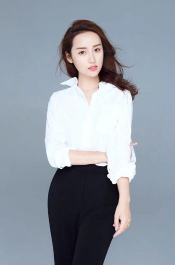 吕一图片 _ 第(1)张