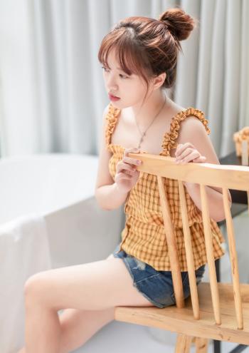 美女热裤图片 _ 第(9)张