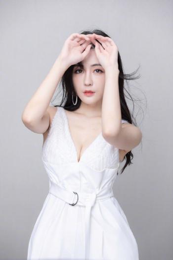 汤晶媚图片 _ 第(1)张