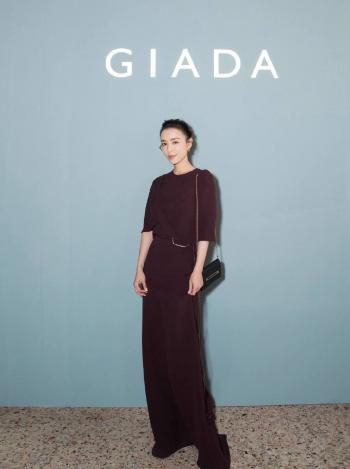 中国内地福建永安女演员张静初亚洲电影节优雅图片第3张