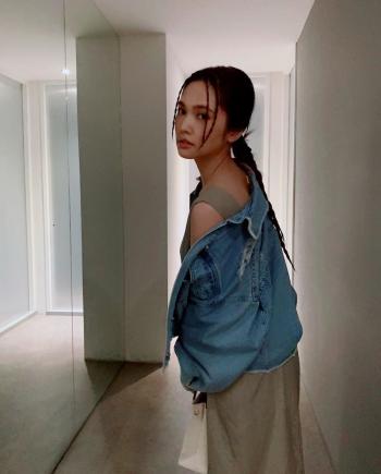 高清中国台湾省台北女歌手演员杨丞琳牛仔外套笑容甜美照片第2张