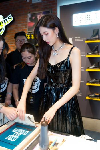 宋妍霏图片 _ 第(9)张