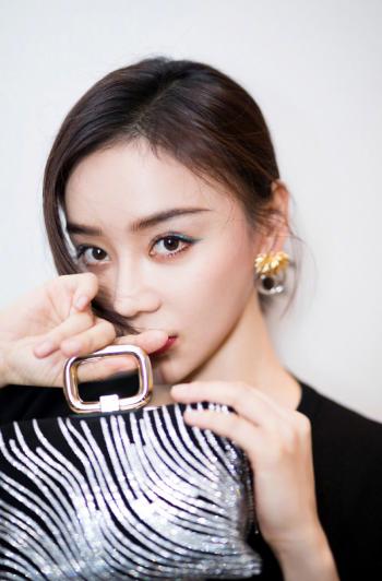 高清中国内地影视湖北省襄阳女演员袁姗姗最新电脑桌面壁纸第一辑第0张