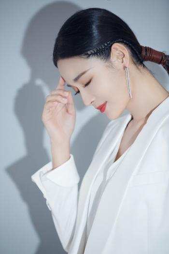 王媛可图片 _ 第(1)张