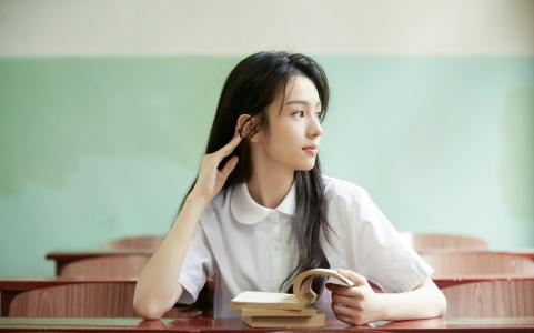 高清性感女星周也时尚摩登写真图片第2张