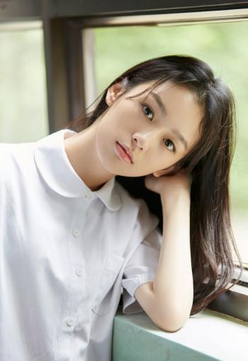 高清性感女星周也时尚摩登写真图片第4张