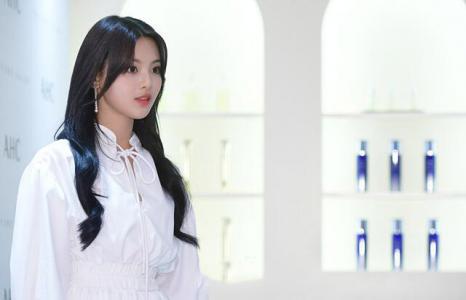 杨超越图片 _ 第(4)张