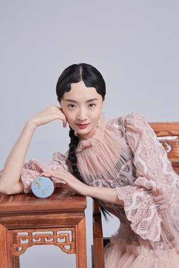 孙铱图片 _ 第(1)张