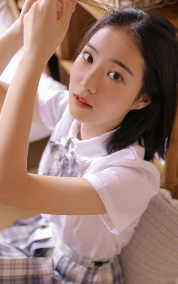 可爱小萝莉活动写真图片第4张