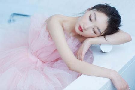 周冬雨图片 _ 第(1)张