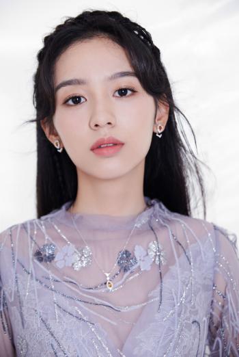 女星周也图片 _ 第(4)张