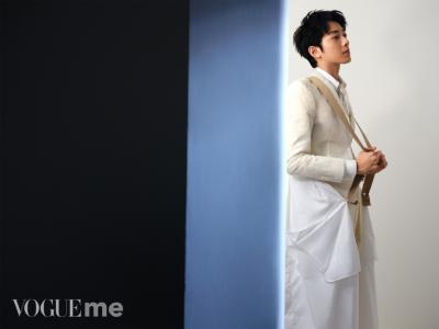 高清男明星赖冠霖慵懒帅气写真图片桌面壁纸第3张