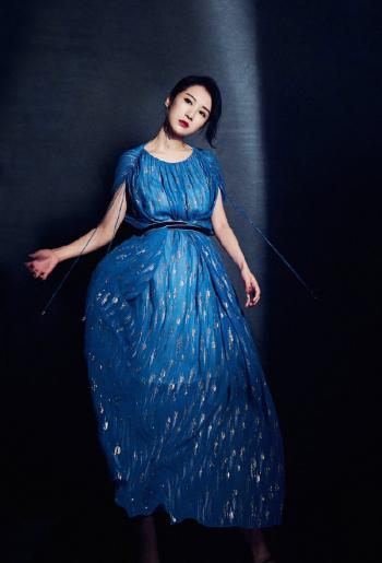 李念图片   李念率性干练写真图片第3张